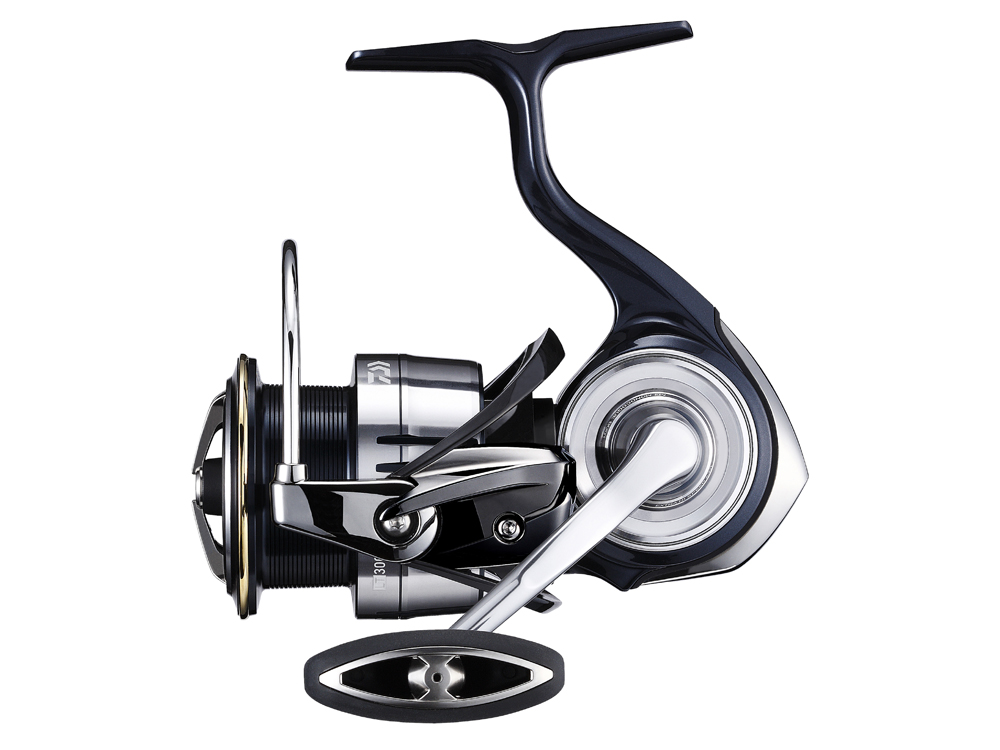 DAIWA 16 CERTATE HD 4000H USED SPINNING FREE SHIPPING INSURANCE TRACKING  NUMBER
